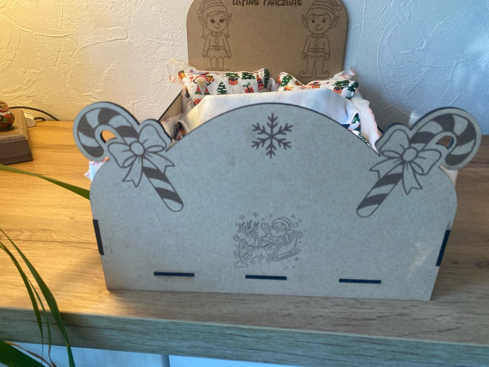 Grand Lit Magique XXL pour Lutins Farceurs du Père Noël – Image 3